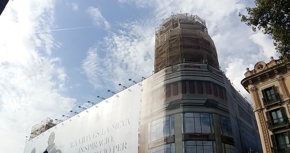 Imagen destacada Andamios en Portal del Angel