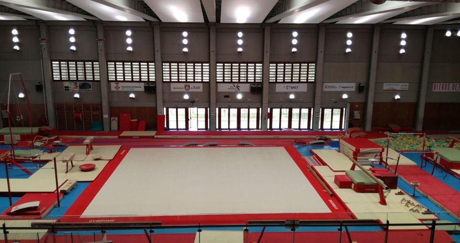 Salt Gimnastic Club Grandes superficies: Alquiler Turbo Calefactores