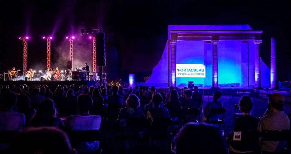 Montaje Festival Portal Blau