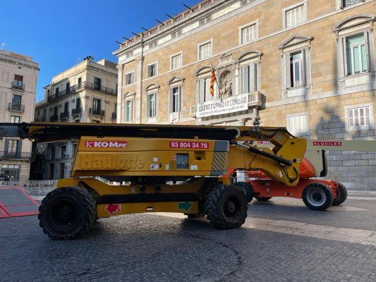 Alquiler plataformas elevadoras Pesebre Barcelona