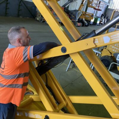 reparación tijera eléctrica