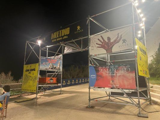 montaje arco festival sitges