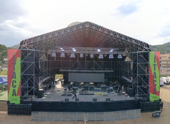 alquiler escenario Keder XL