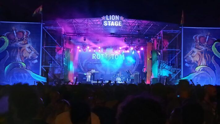 alquiler escenario media luna