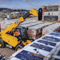 manipulador-telescopico_jcb 525-60_alquiler_uso_movimiento