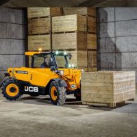 manipulador-telescopico_jcb 525-60_alquiler_uso_movimiento_transporte