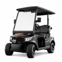 Buggy matriculable de dos plazas para movilidad en instalaciones.